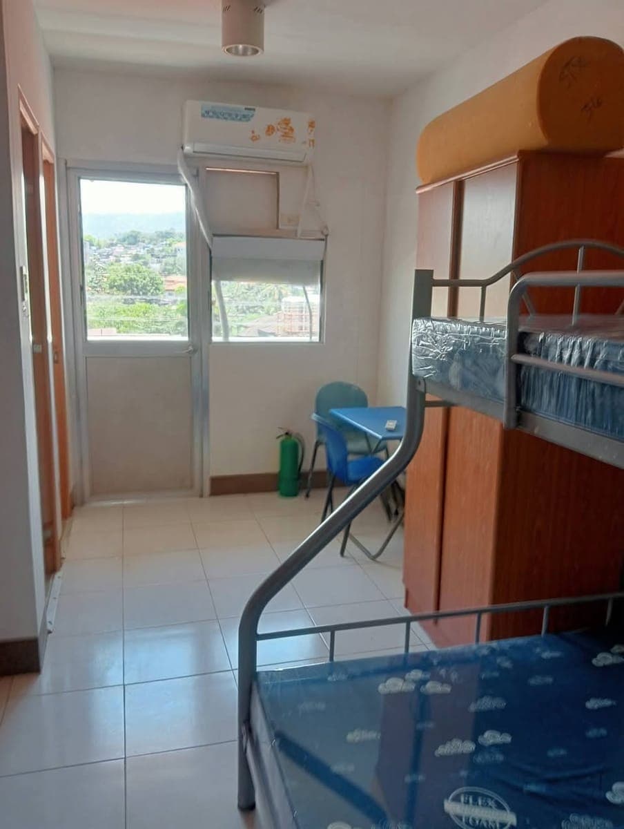 STUDIO UNIT FOR RENT AT 13.5K IN LA GUARDIA FLATS 1 - photo 2
