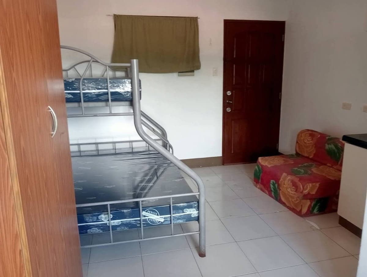 STUDIO UNIT FOR RENT AT 13.5K IN LA GUARDIA FLATS 1 - photo 4