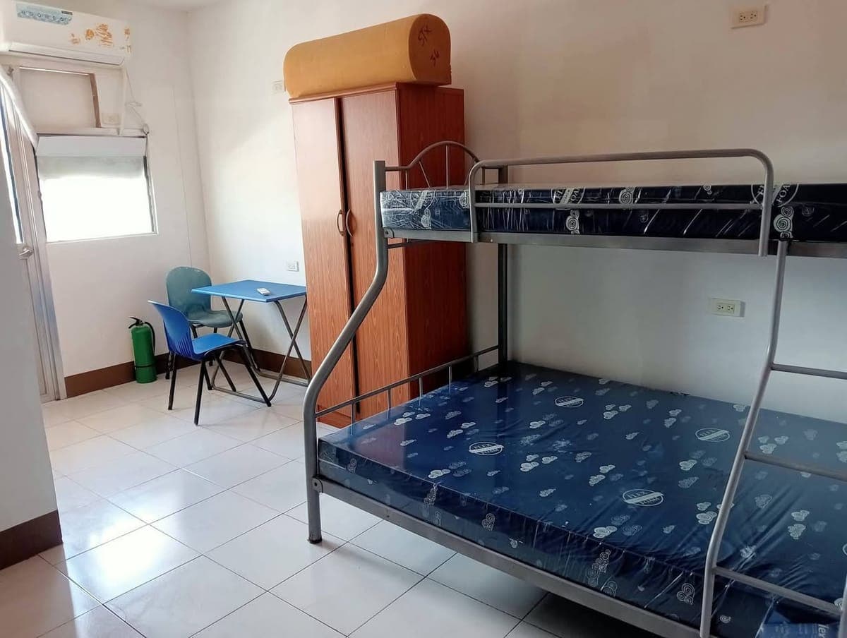 STUDIO UNIT FOR RENT AT 13.5K IN LA GUARDIA FLATS 1 - photo 5