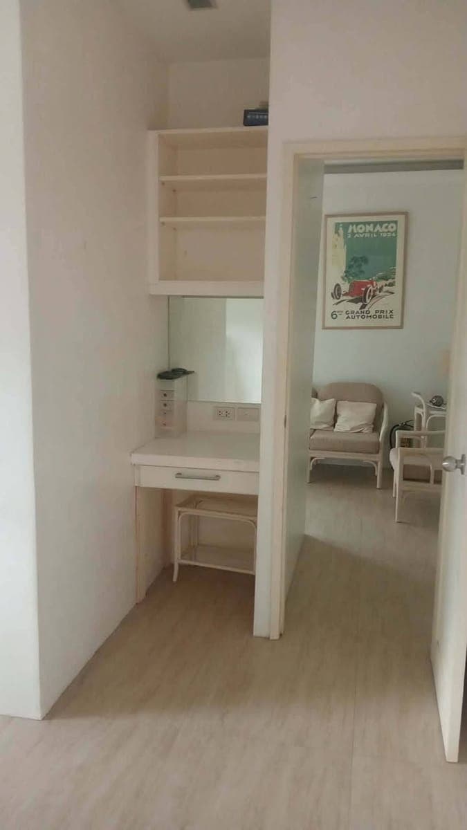 STUDIO UNIT FOR RENT AT 20K IN LA GUARDIA FLATS 1 - photo 4