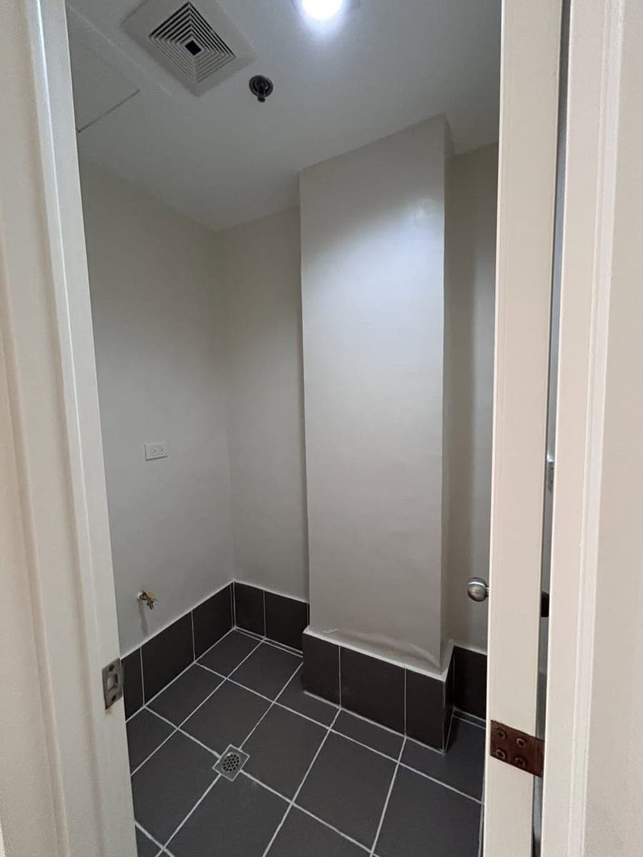 2BR CONDO UNIT AVAILABLE – FULLY FURNISHED 🏡 - photo 4