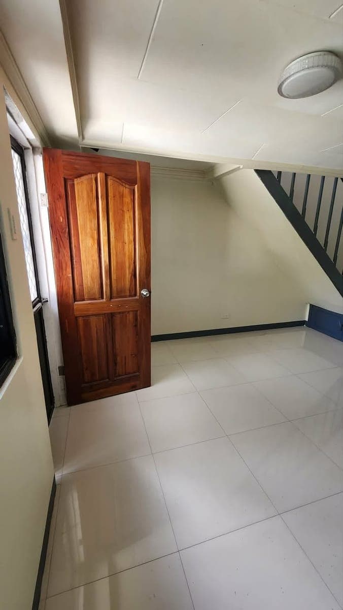 2BR House for Rent Villa Evita Subdivision Minglanilla Call or Text 09205561401 - photo 5