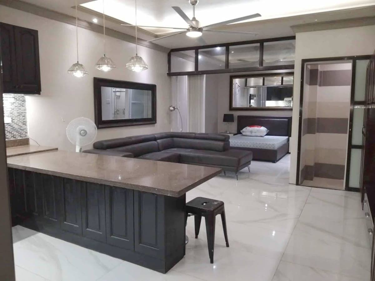 FURNISHED 1 BEDROOM HOUSE FOR RENT IN BANILAD CEBU CITY - photo 2