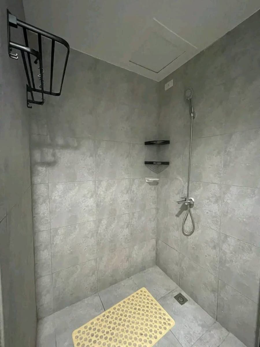 FOR RENT: STUDIO UNIT - PREFER LONG TERM RENT‼️ - photo 4