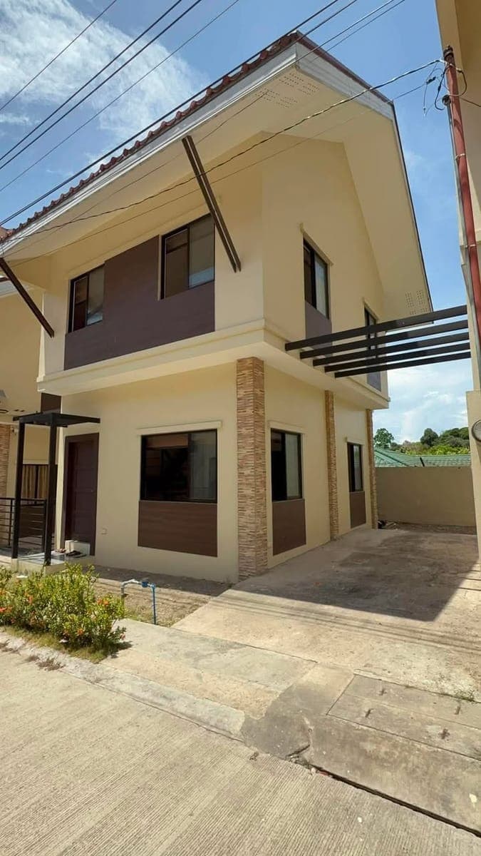 ❗️❗️House for rent❗️❗️New House in Minglanilla Cebu Philippines…. It has two AC in lounge area/Kitch... - photo 3