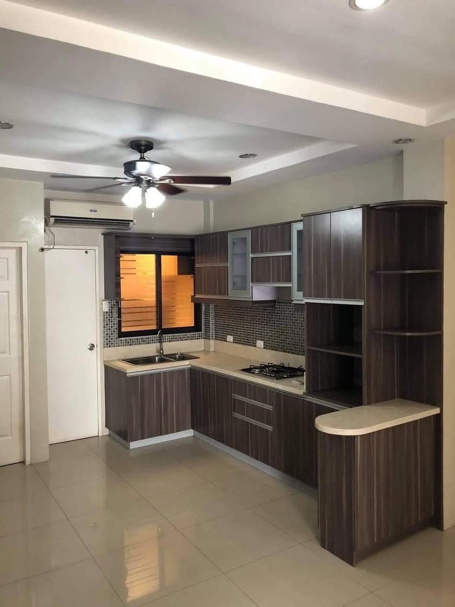 Townhouse for Rent Banawa Cebu - photo 1