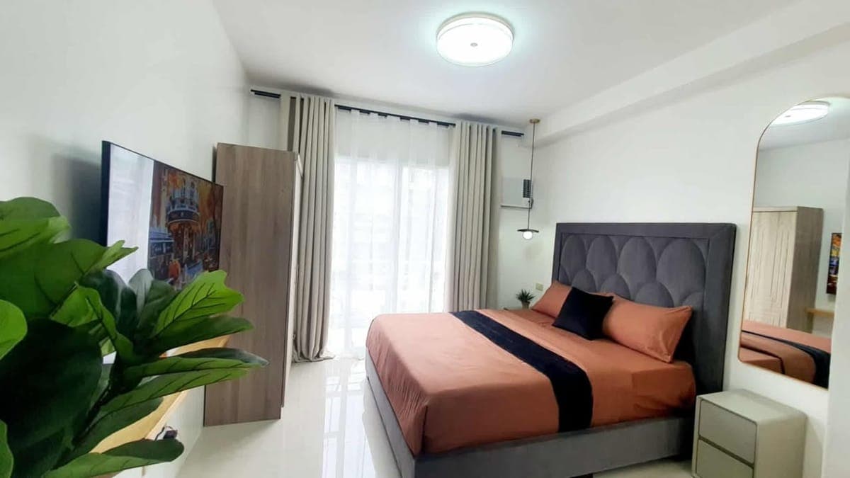 Modena townsquare studio  fully furnished 13k including condo dues - photo 2