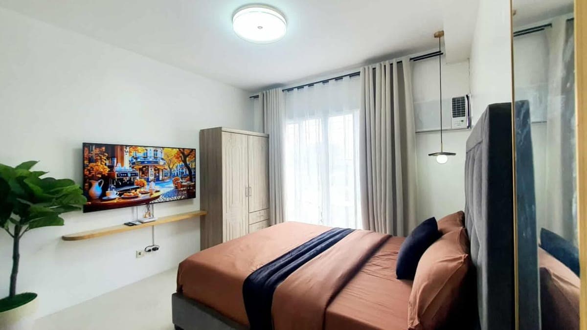 Modena townsquare studio  fully furnished 13k including condo dues - photo 3