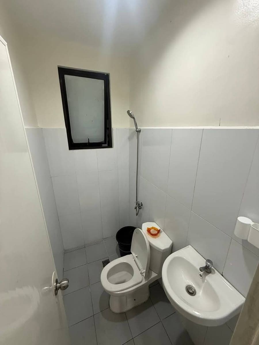***FOR RENT – Fully Furnished 2-Storey House & Lot*** - photo 4