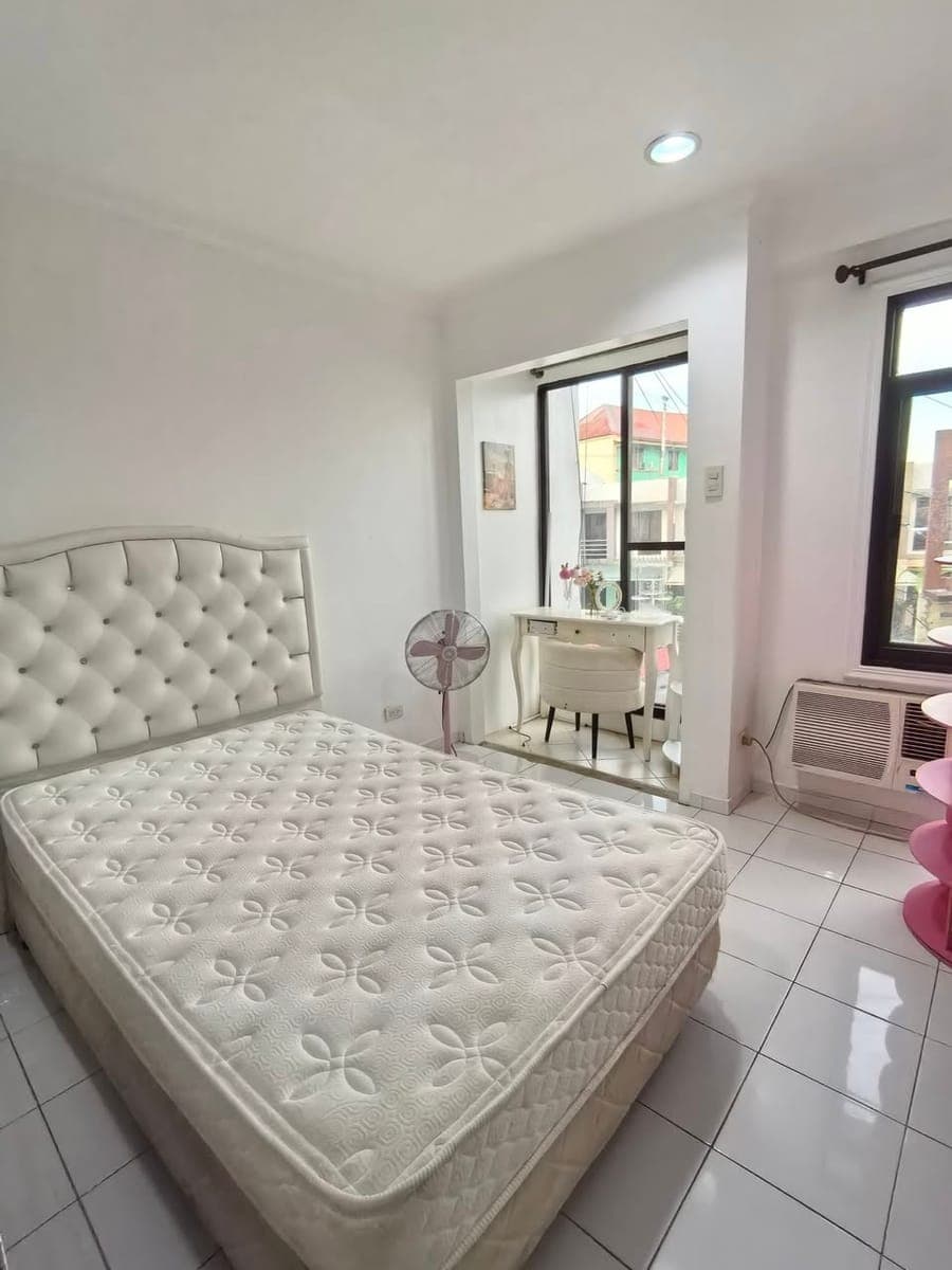 2BR TOWNHOUSE for RENT - photo 1
