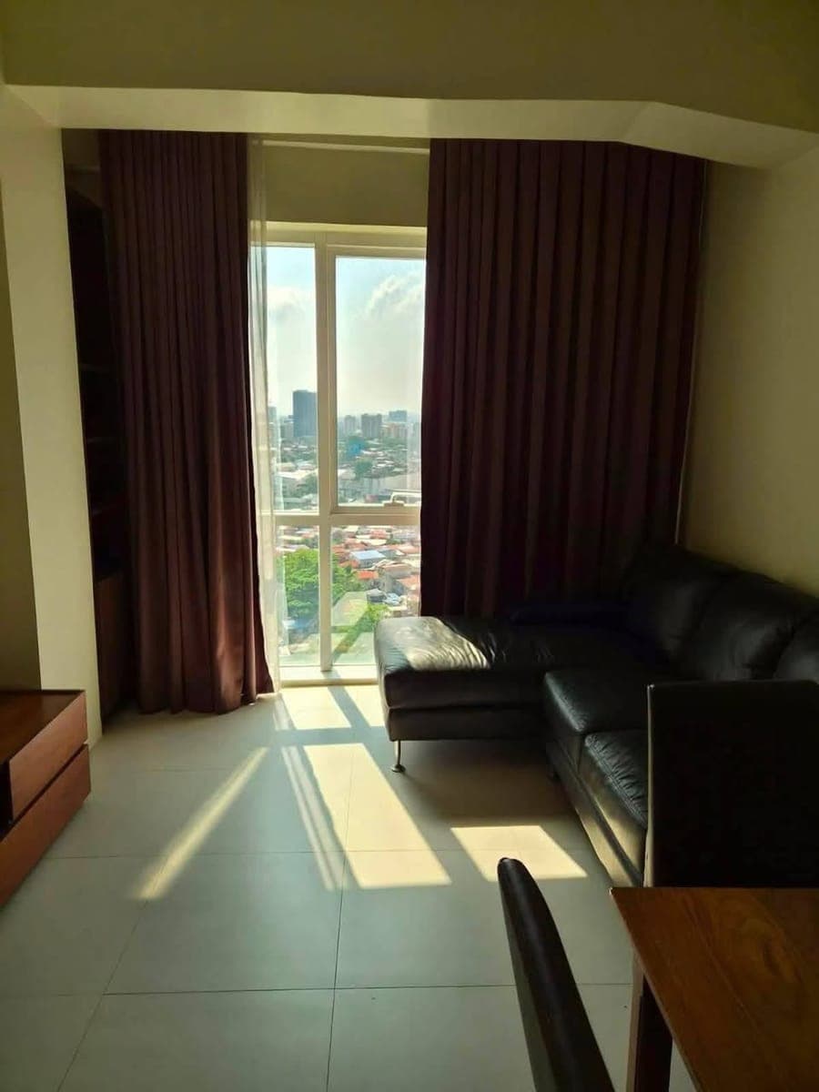 3 BEDROOM CONDO  FOR RENT‼️‼️‼️ - photo 1