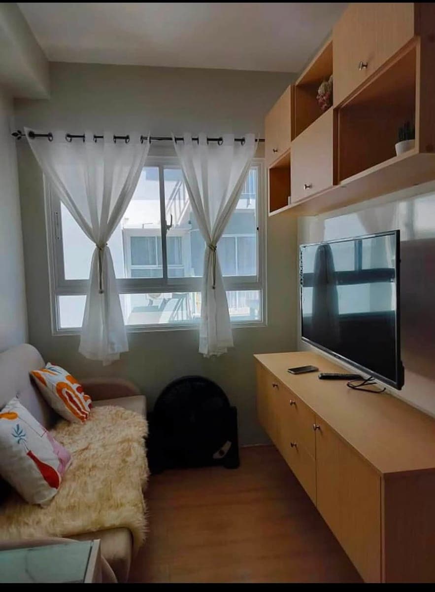 DL 🚩 FOR RENT  FURNISHED 1 BEDROOM  Unit  with BALCONY in MIVESA 🚩(B7 7th Floor ) - photo 1