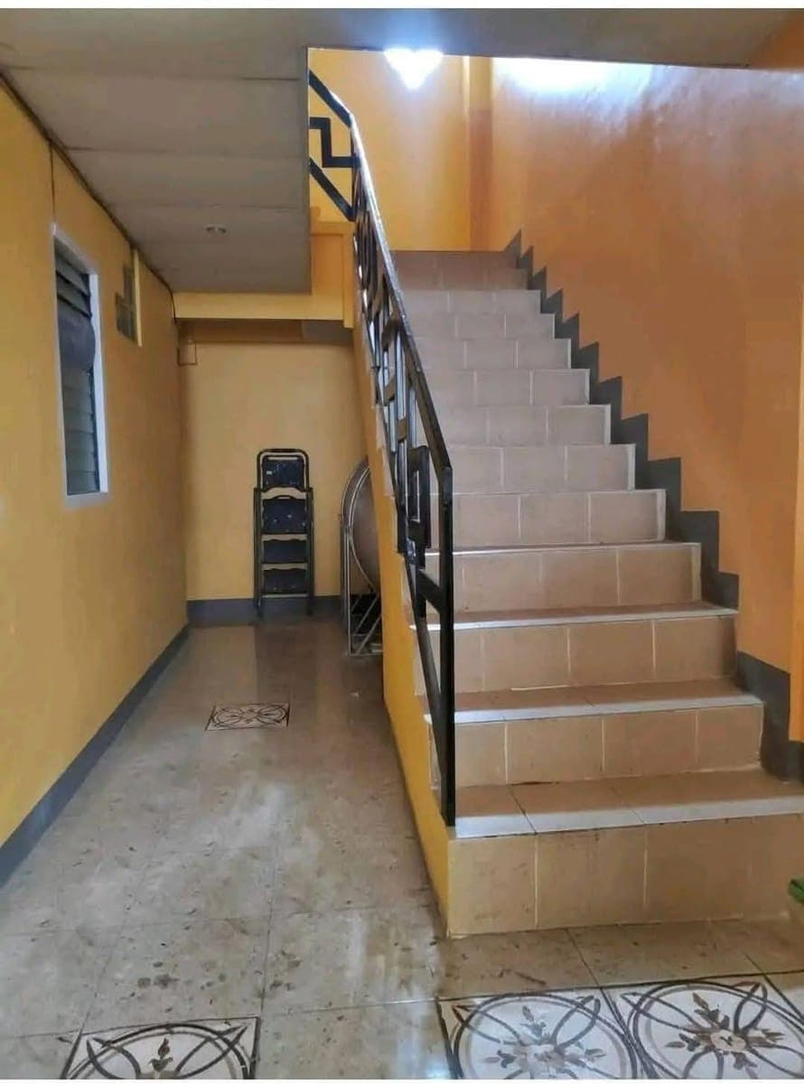 ❗FOR RENT: BAREROOM WITH OWN BATHROOM & DOUBLE DECK ❗ - photo 1