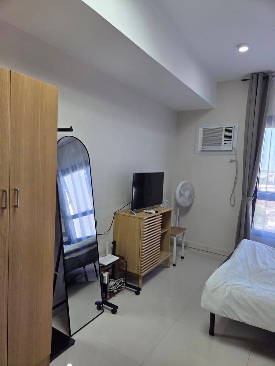 RENT - JTower Condominium - SEA VIEW, AS Fortuna st. - photo 5