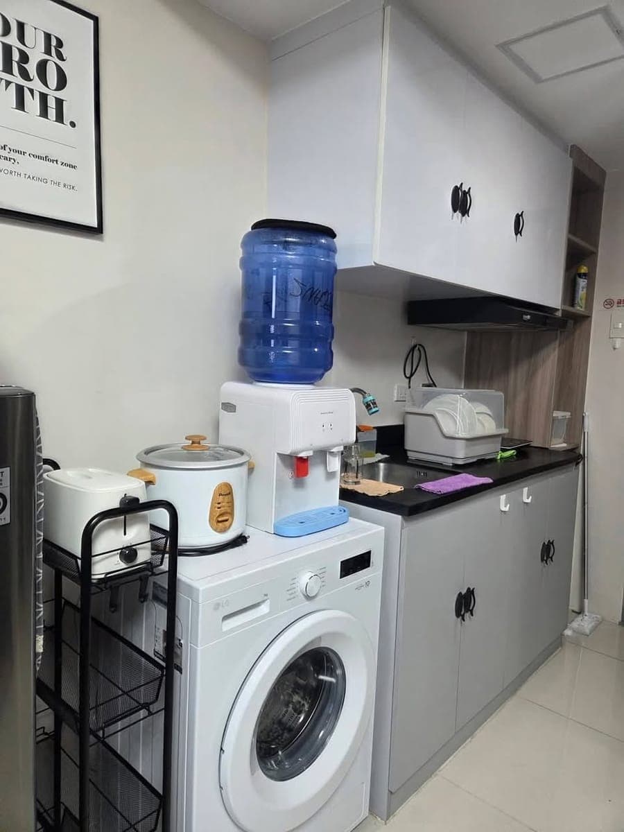 RENT - JTower Condominium - SEA VIEW, AS Fortuna st. - photo 2
