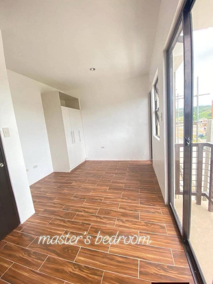 For RENT Townhouse unit in Minglanilla Highlands, Tubod Minglanilla, Cebu - photo 2