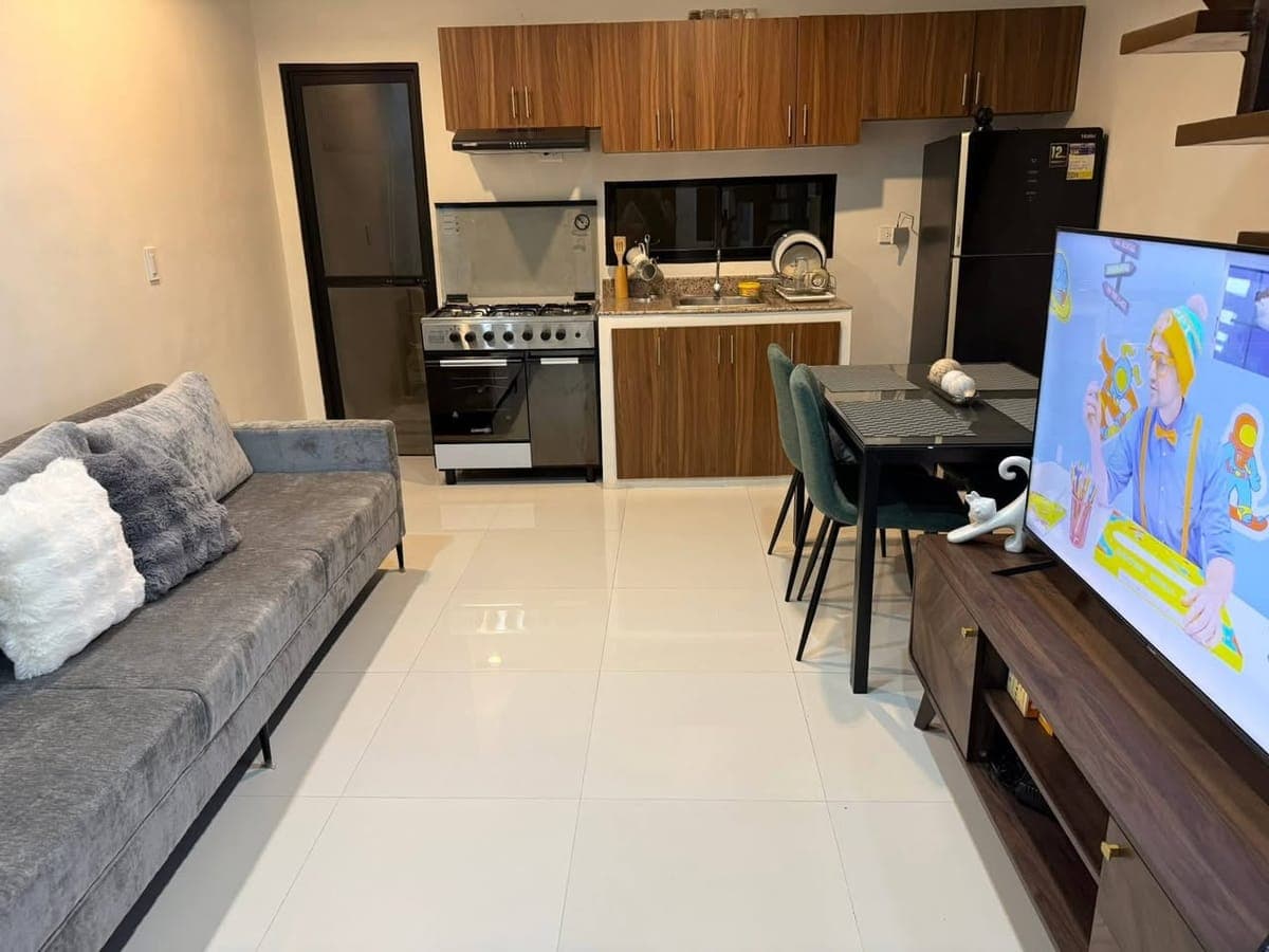 🏡 FOR RENT – Fully Furnished 2-Storey House & Lot - photo 2