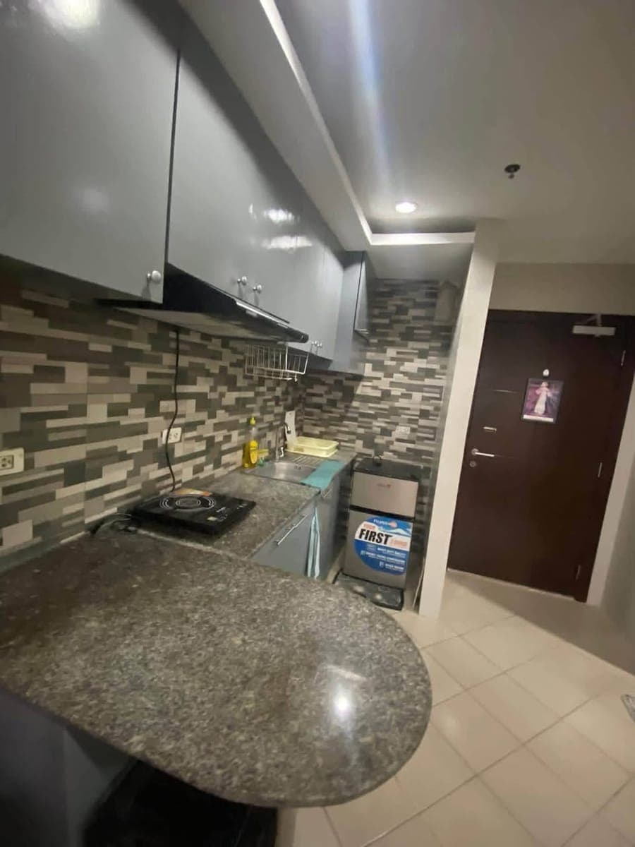 🏢✨ FOR RENT: Furnished Studio Unit with Balcony ✨🏢 near VELEZ College Medicine - photo 4