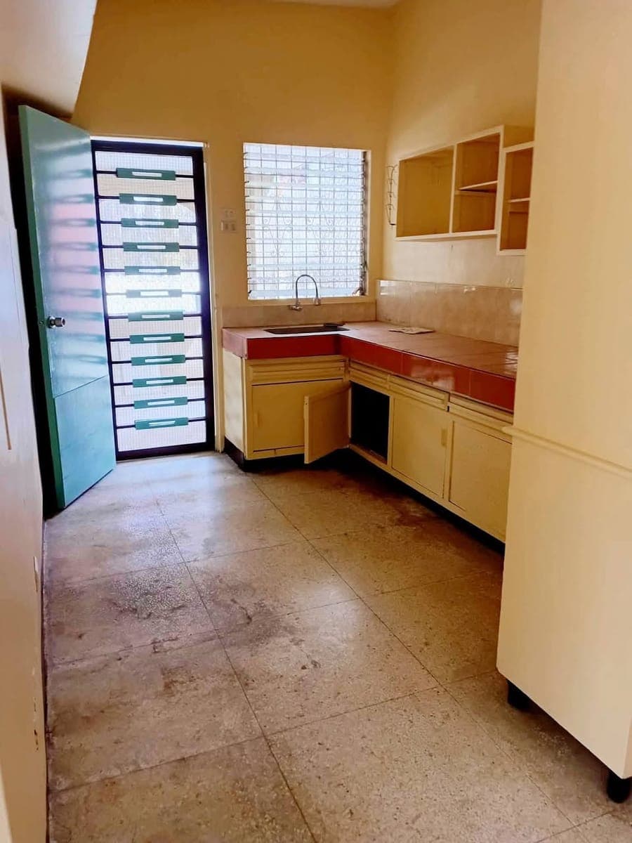 📣 BUNGALOW 5BR HOUSE FOR RENT – GOOD FOR RESIDENTIAL/STAFF HOUSE IN GUADALUPE, CEBU CITY - photo 1