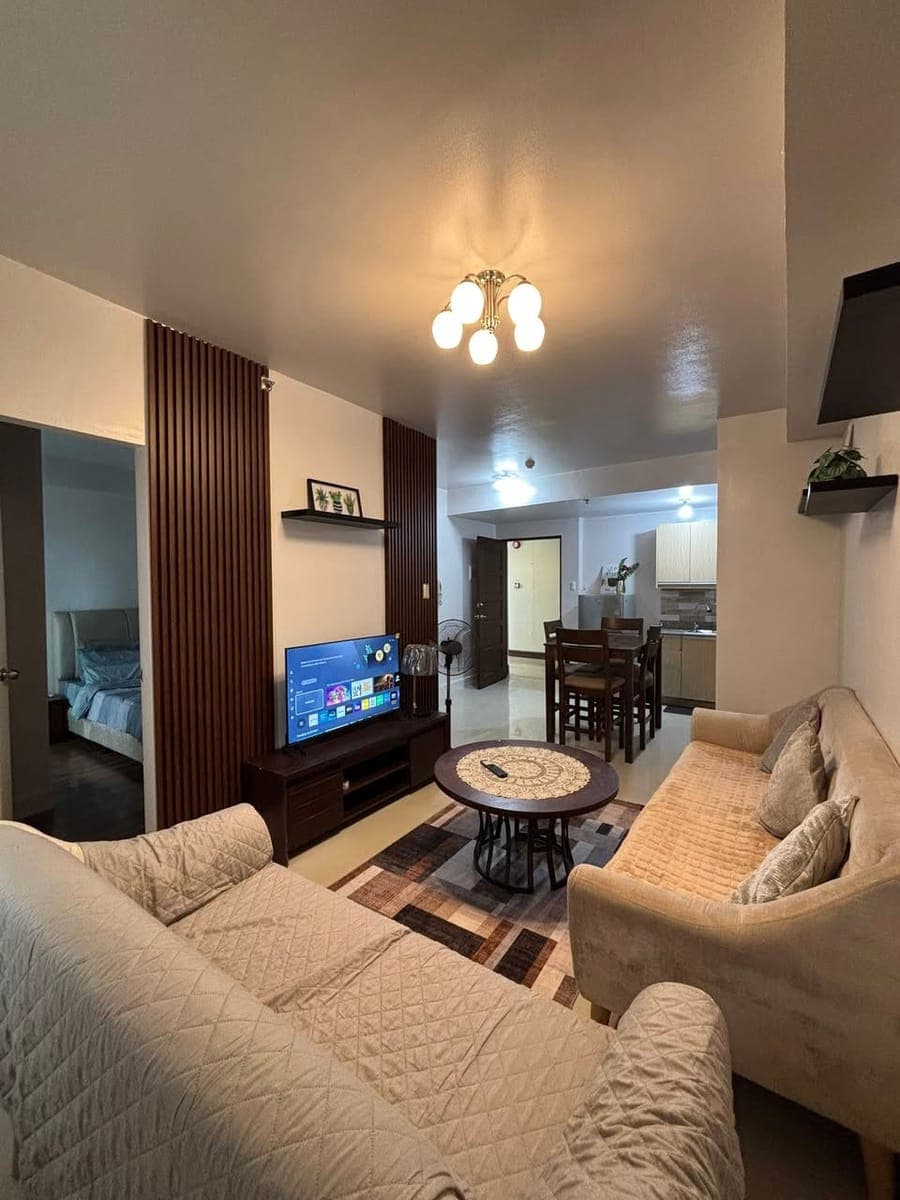 FOR RENT : One Bedroom Unit In Grand Residences walking distance to IT Park - photo 1