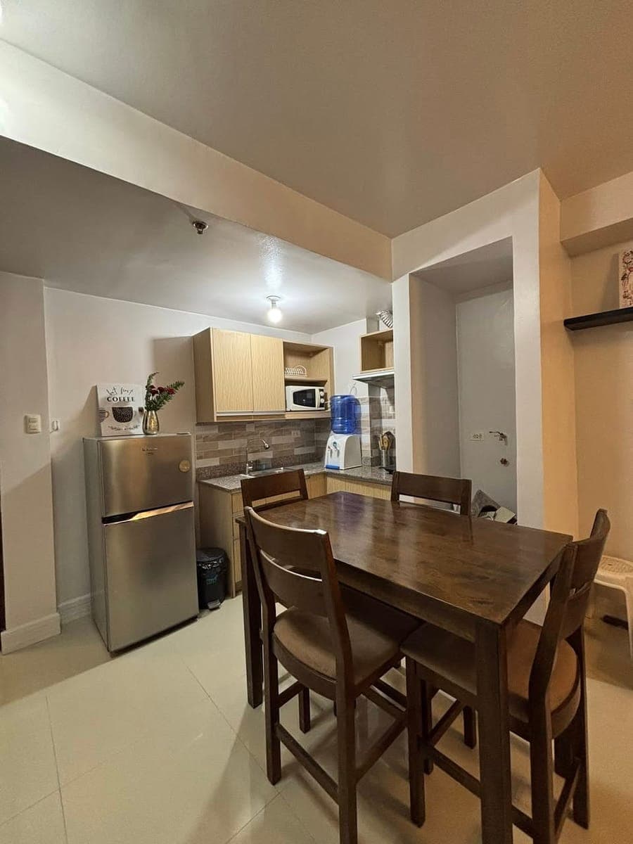 FOR RENT : One Bedroom Unit In Grand Residences walking distance to IT Park - photo 5