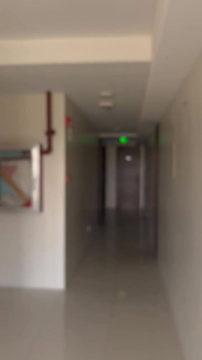 🏢 6-STOREY BUILDING — FOR SALE OR LEASE - photo 1