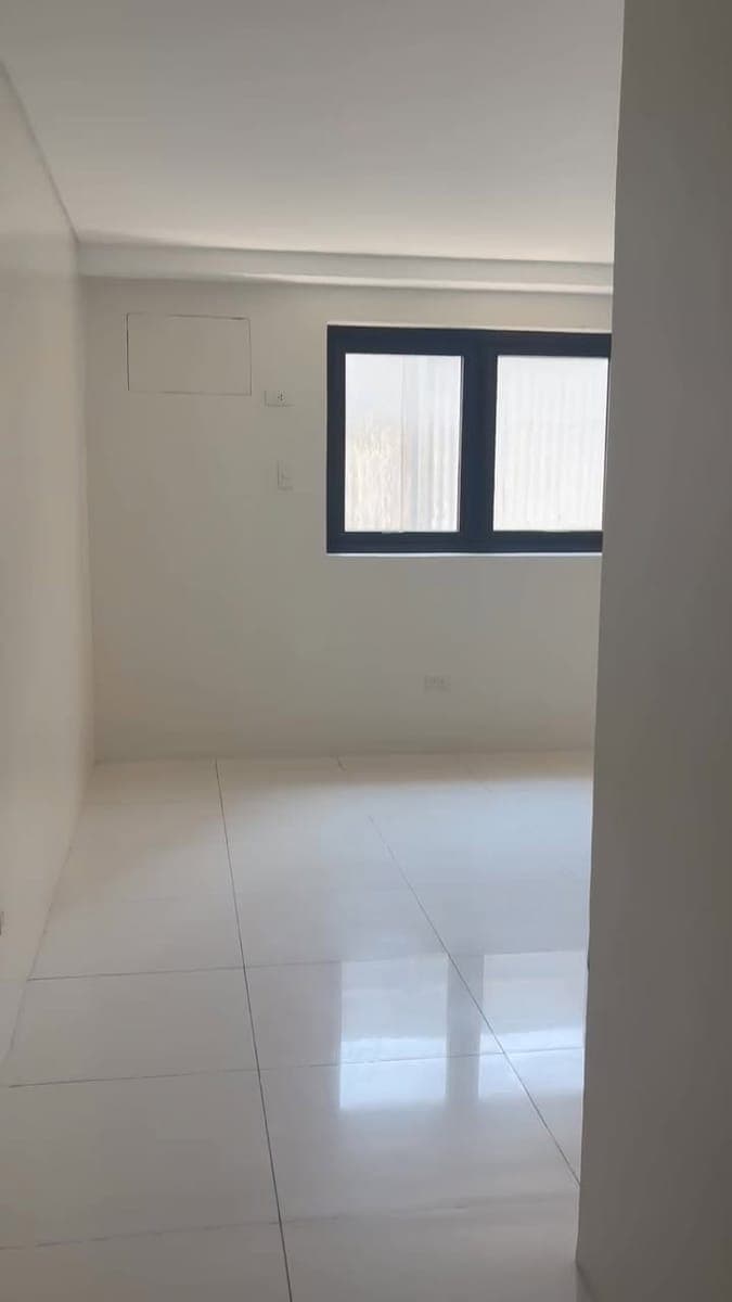 🏢 6-STOREY BUILDING — FOR SALE OR LEASE - photo 3