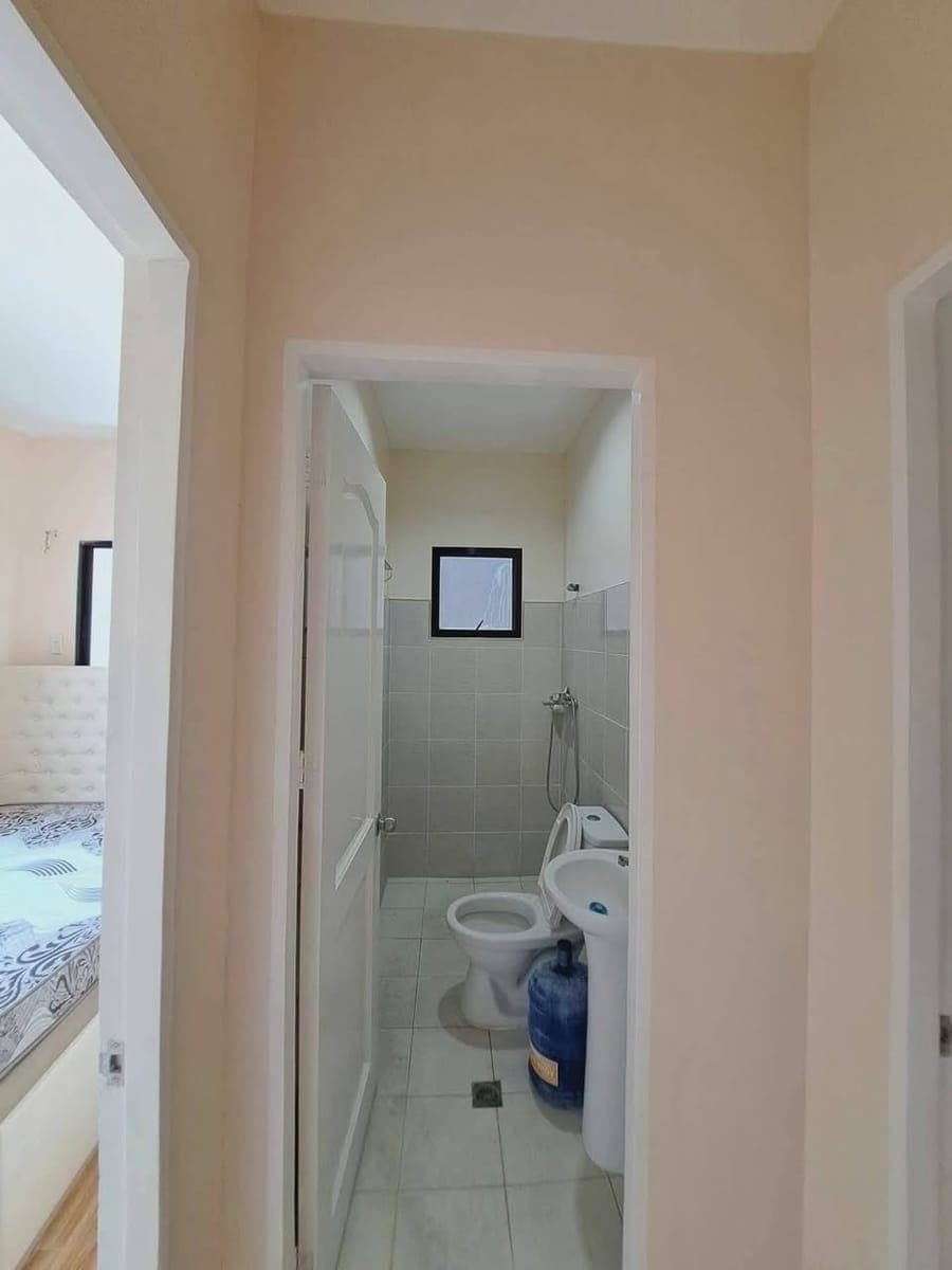 FOR RENT West Boxhill Residences - photo 5
