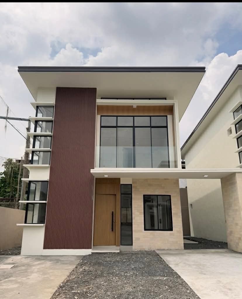 🏡 FOR RENT: 4BR House in Guada Quatro Subd., Guadalupe, Cebu City - photo 2