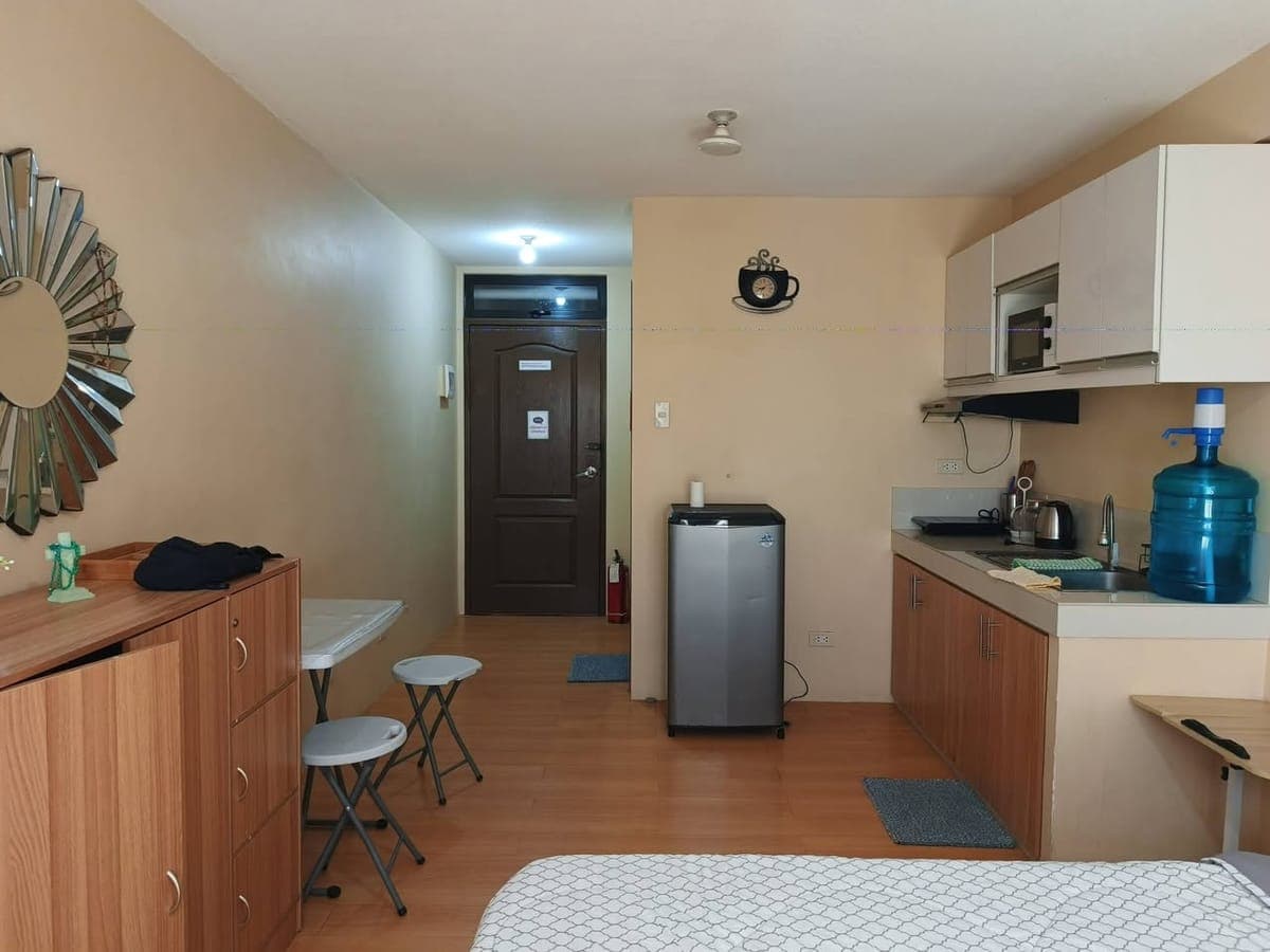 ONE OASIS STUDIO WITH BALCONY FOR RENT - photo 4