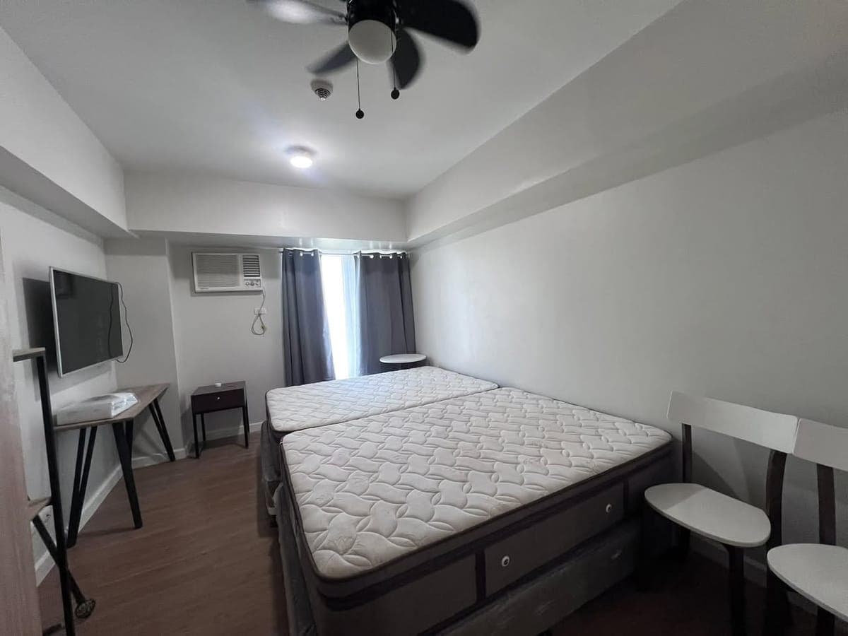 Furnished Studio for RENT & SALE in Solinea, Tower 3, Cebu Business Park - photo 1