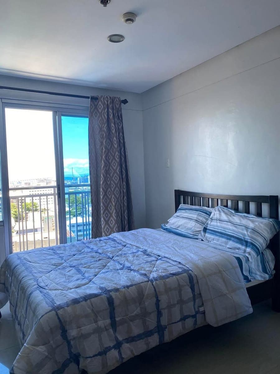 Baseline Residences unit for Rent - photo 1