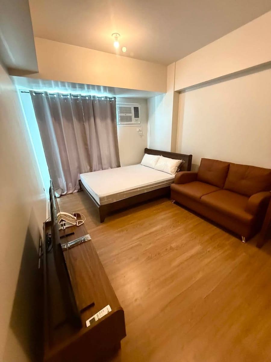 FOR RENT: Brand New Studio Unit at Solinea Tower 4 - photo 1