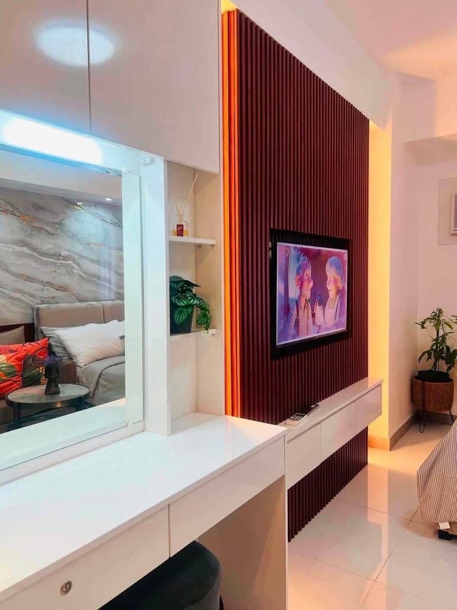 For rent in ARC Towers near CIT-U, close to malls, business districts, restaurants, hospitals and schools. - photo 5