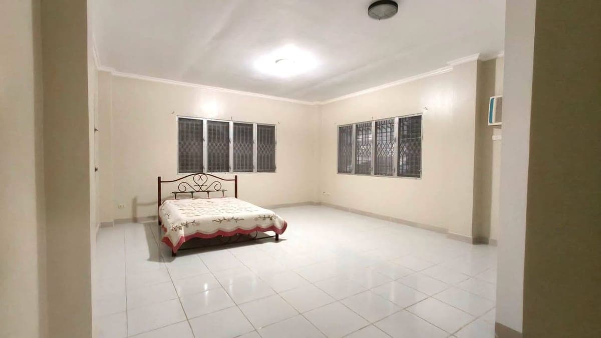 FOR RENT: Spacious Single Detached Family Home 🏡 - photo 2