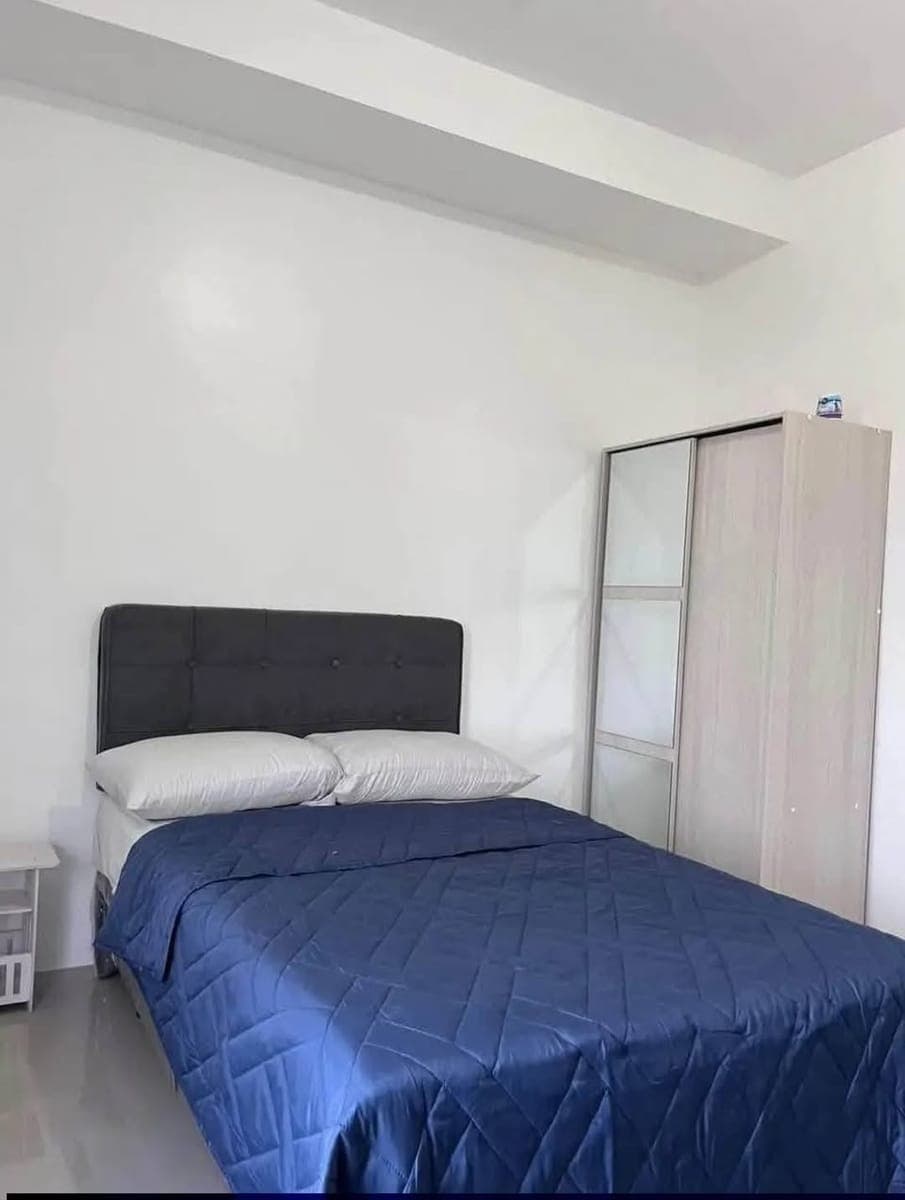 FOR RENT: Fully Furnished Studio Unit – West Jones Residences - photo 1