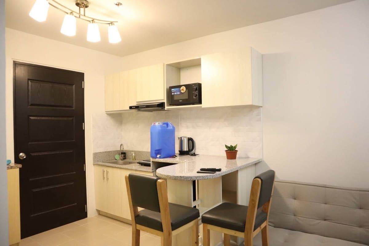 FOR RENT: Fully Furnished Studio Unit – Plumera Mactan Condominium - photo 1