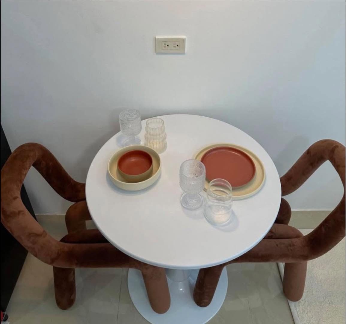 FOR RENT: Fully Furnished Studio Unit with Balcony – La Guardia Flats 2 - photo 3