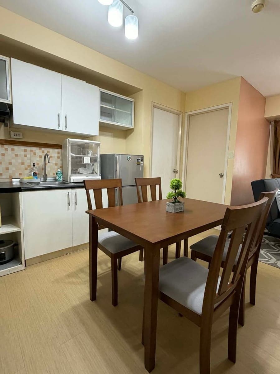 FOR RENT Fully Furnished 1 Bedroom Unit Avida Tower 2 - photo 2