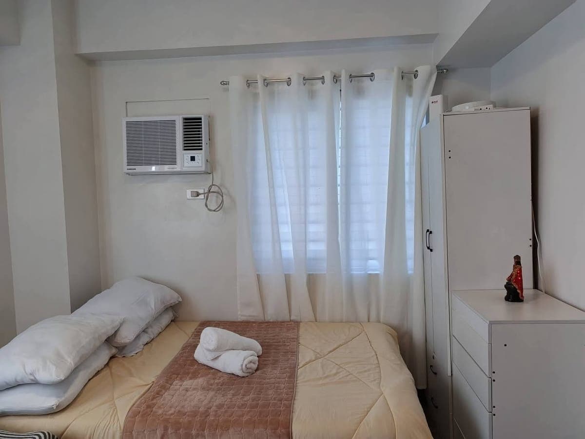 SYMFONI Studio CORNER UNIT FOR RENT - photo 2