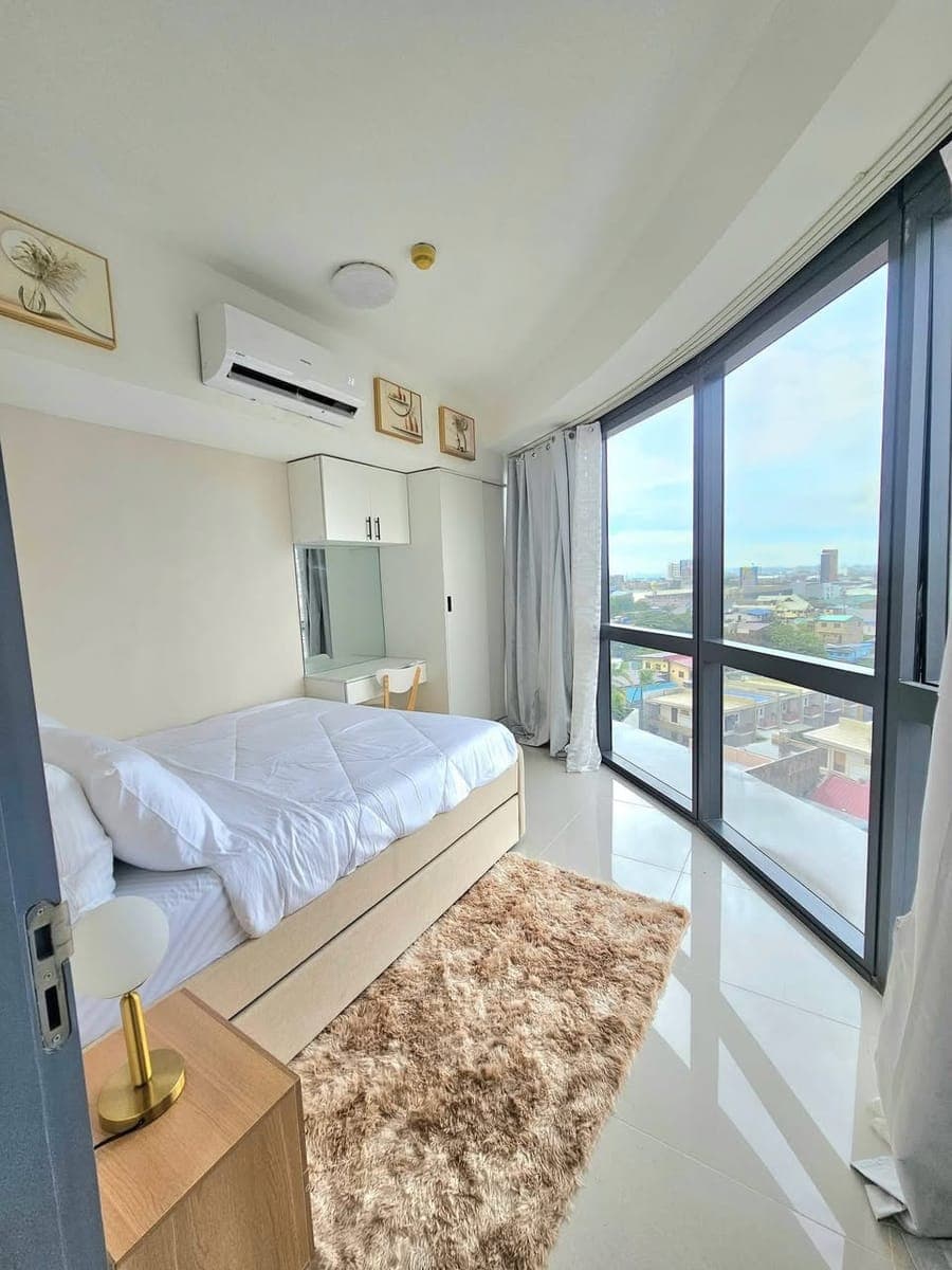 🏢 Brand-New Fully Furnished 1BR Unit - photo 3