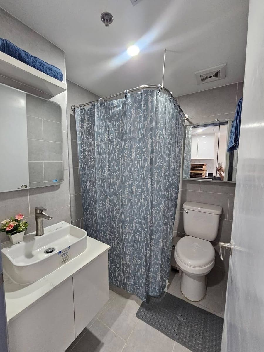 🏢 Brand-New Fully Furnished 1BR Unit - photo 4