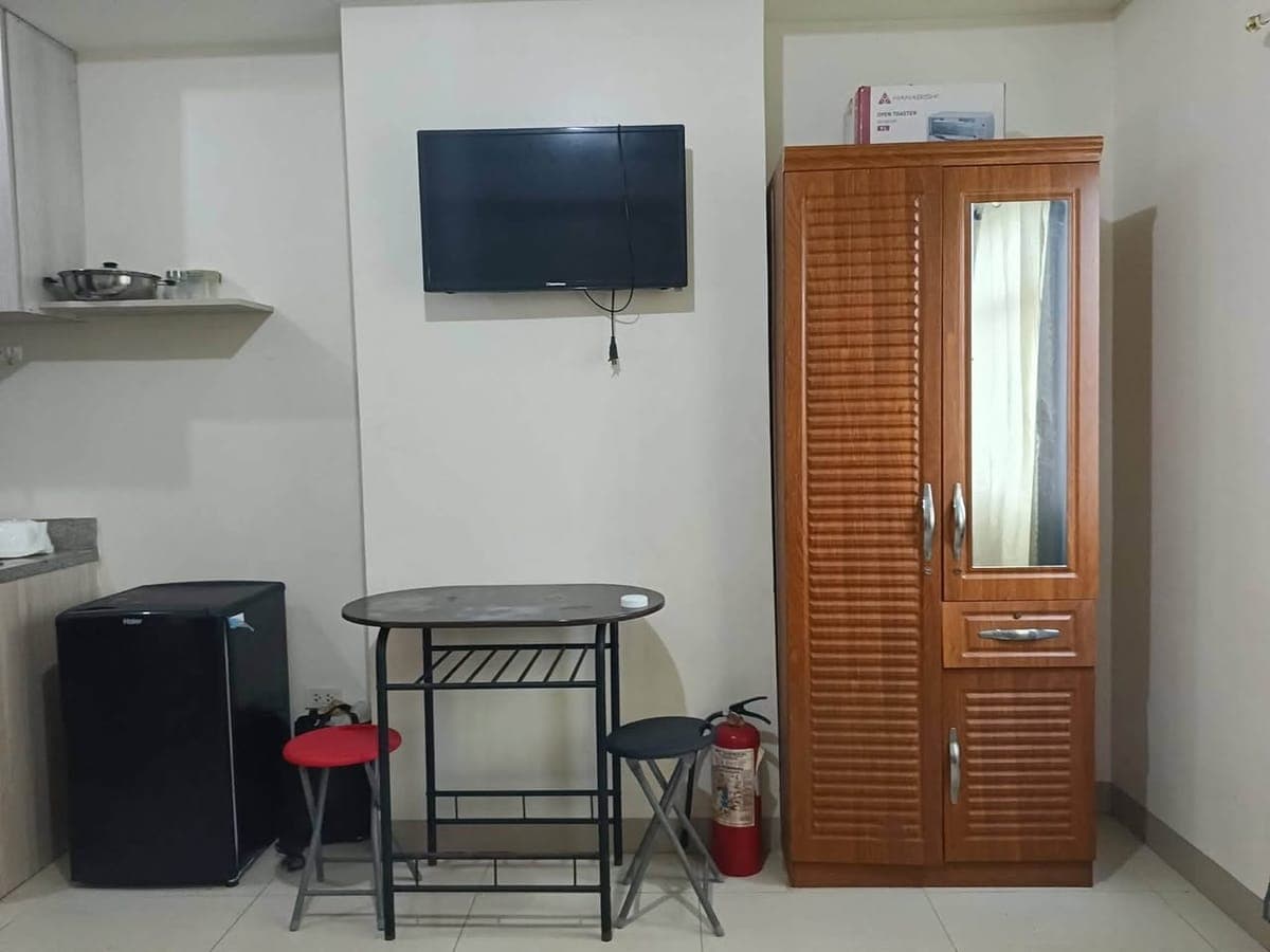 CASA MIRA LABANGON STUDIO FOR RENT-15k including condo dues (Free use pool & gym)💕 - photo 3