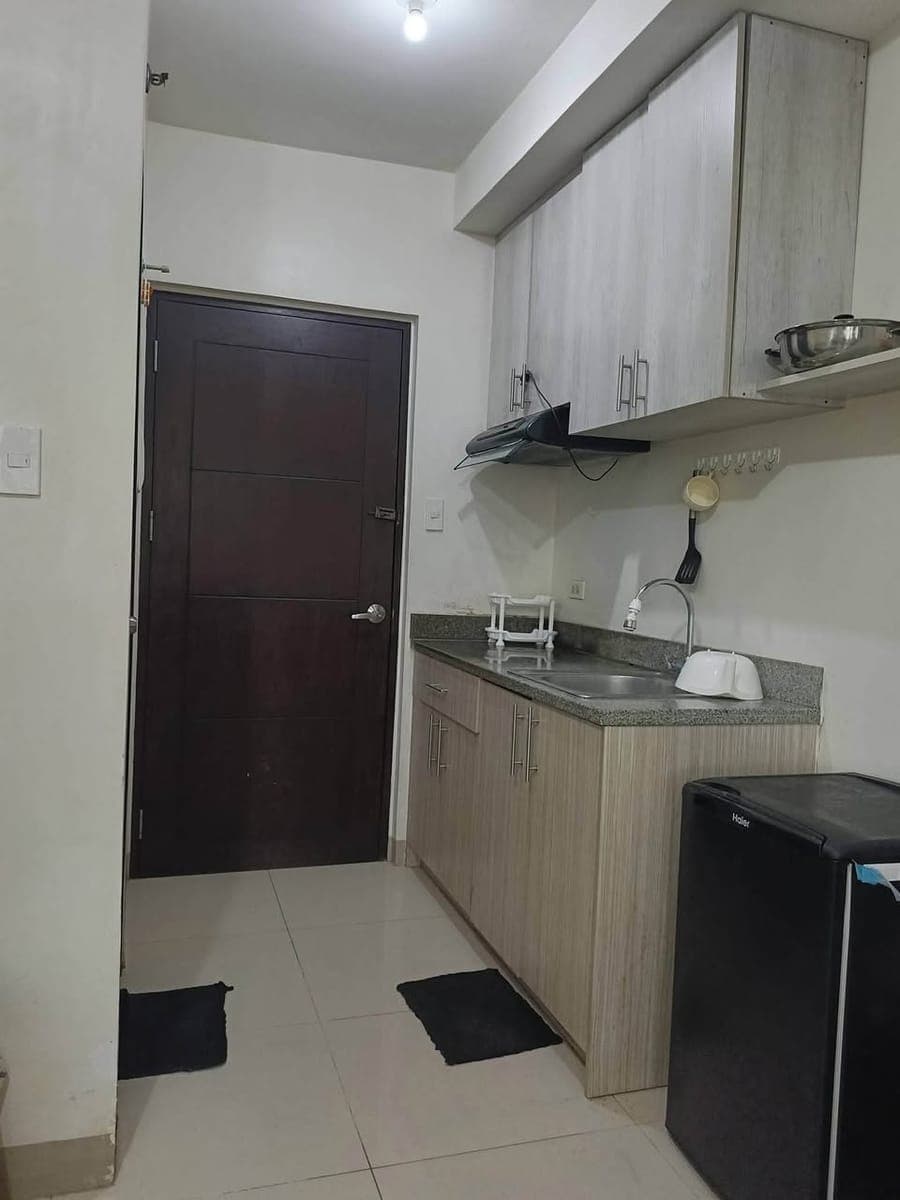 CASA MIRA LABANGON STUDIO FOR RENT-15k including condo dues (Free use pool & gym)💕 - photo 4