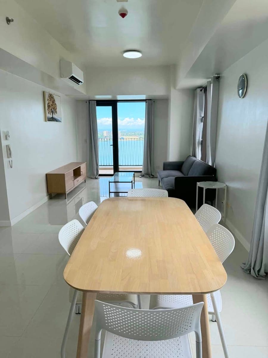 FOR RENT: MANDANI BAY 3 BEDROOM CONDO UNIT WITH PARKING SLOT, TOWER 1 - photo 1