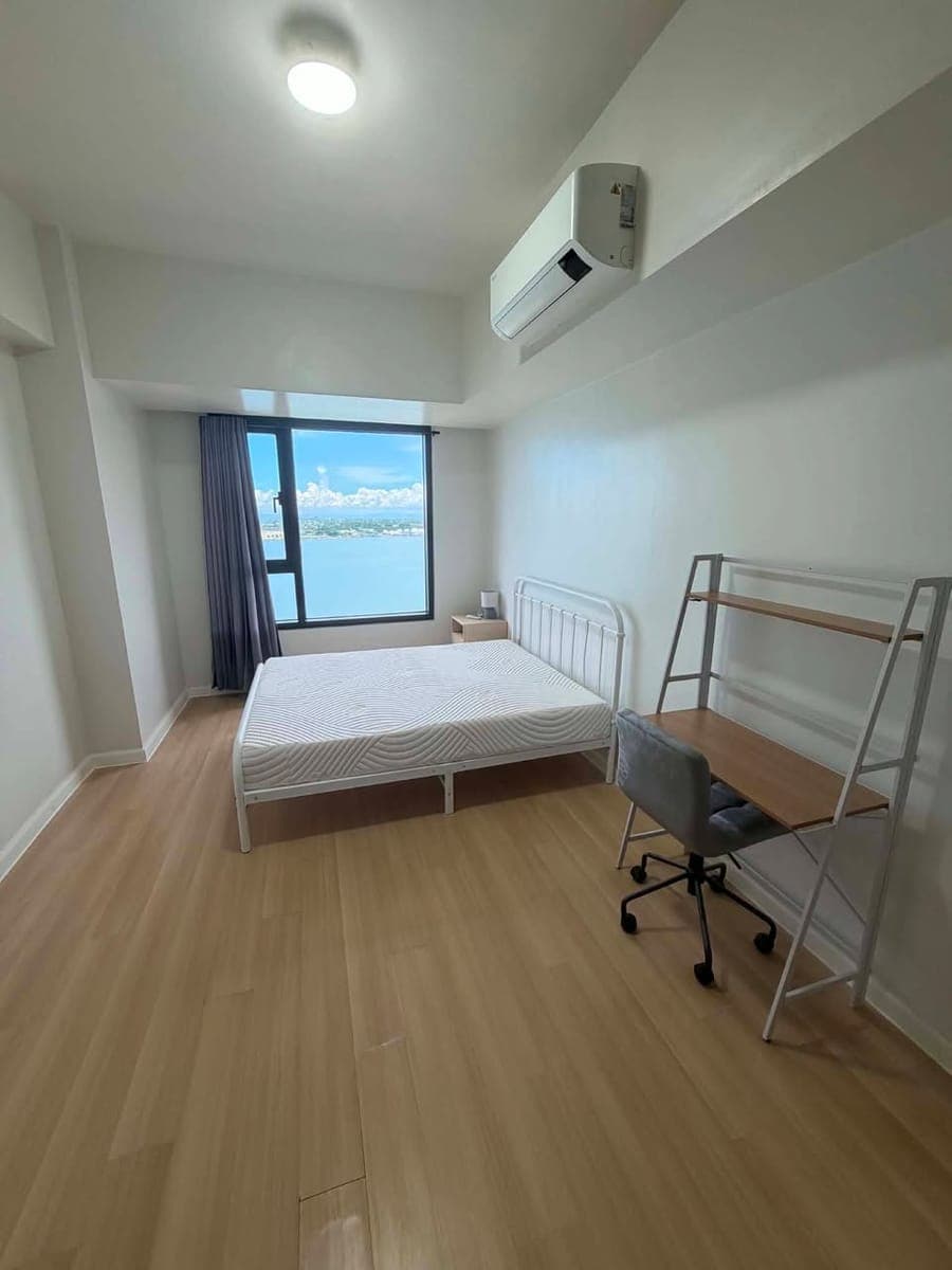 FOR RENT: MANDANI BAY 3 BEDROOM CONDO UNIT WITH PARKING SLOT, TOWER 1 - photo 5