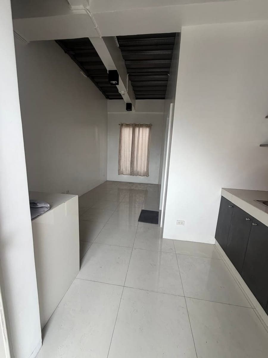 𝗔𝗽𝗮𝗿𝘁𝗺𝗲𝗻𝘁 𝗳𝗼𝗿 𝗿𝗲𝗻𝘁 𝗩 𝗥𝗮𝗺𝗮 𝗔𝘃𝗲. 𝗖𝗲𝗯𝘂 𝗖𝗶𝘁𝘆 - photo 1