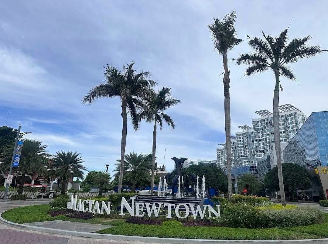 MACTAN NEWTON 1 BEDROOM WITH BALCONY FOR RENT - photo 1