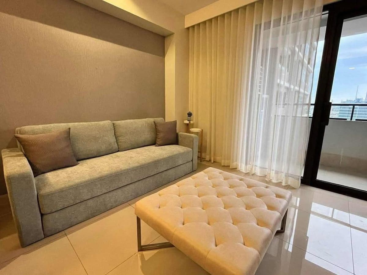 FOR RENT | The Alcoves Cebu  1-Bedroom with Parking - photo 1