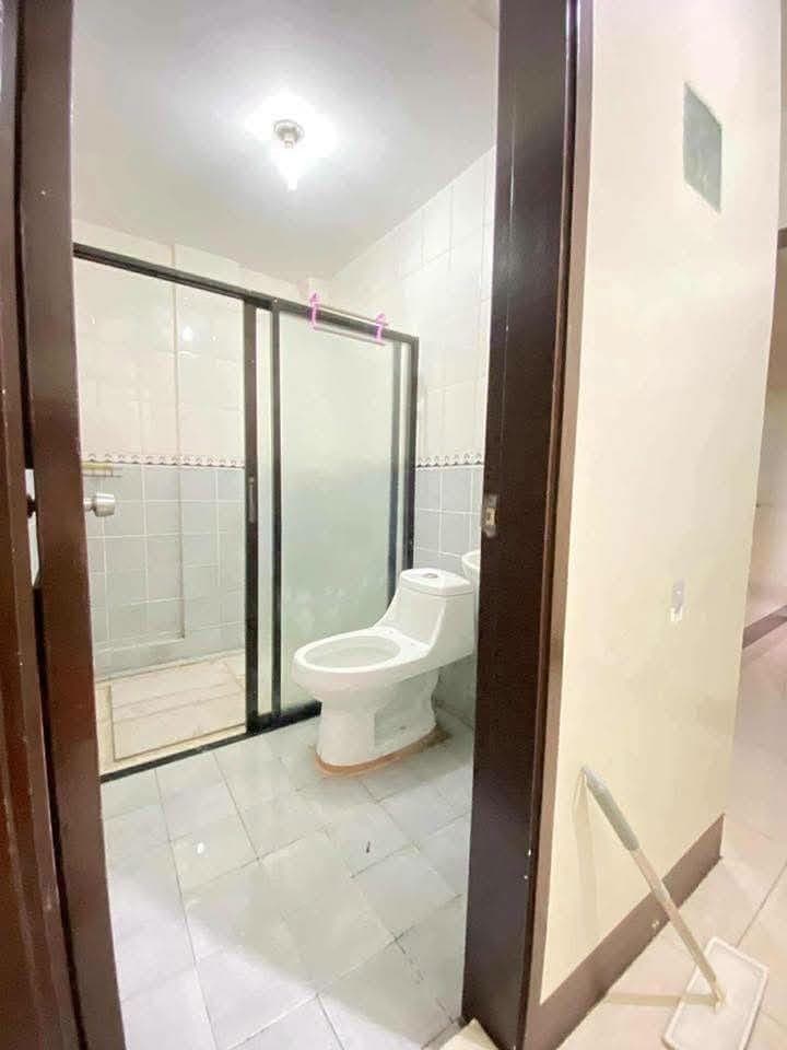 🏡 FOR RENT | 5-Bedroom House in Talisay City - photo 4